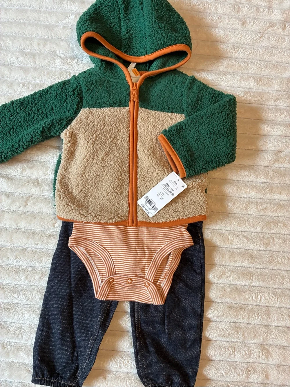 🍂 Carter’s 12M 3-Piece Outfit Set — Fall Adventure Look 🤎💚